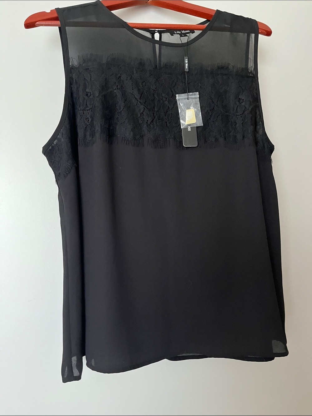❤️3 for $30 Item Women's Black Lace-Trim Sleeveless Top NWT - Picture 3 of 5